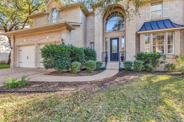 view of front of house with a garage