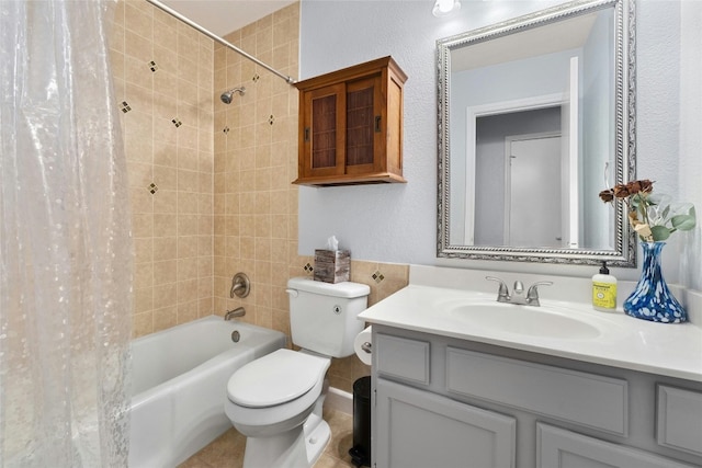 full bathroom featuring vanity, toilet, and shower / bath combo