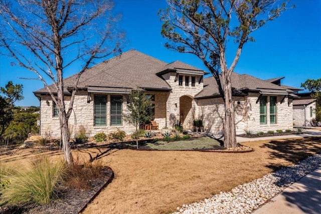 view of front of house with a front yard