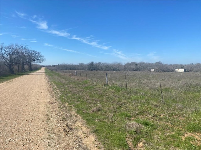 Listing photo 3 for 3374 Hunt Ln, Waelder TX 78959