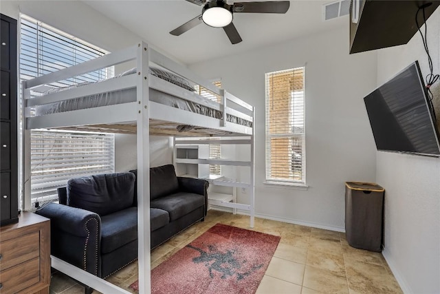 bedroom featuring ceiling fan