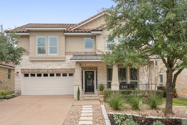 view of front of house featuring a garage