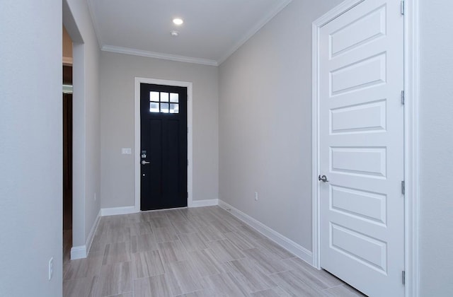 foyer with crown molding