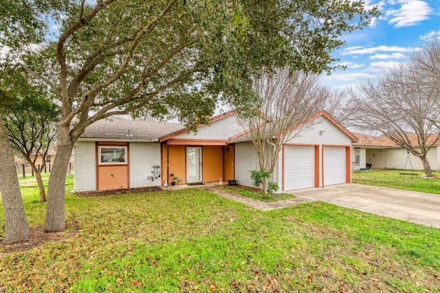 Listing photo 2 for 1015 Bowie St, Lockhart TX 78644