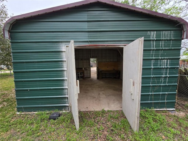 177 E Davilla St, Bartlett, TX 76511 - view of outdoor structure featuring an outbuilding