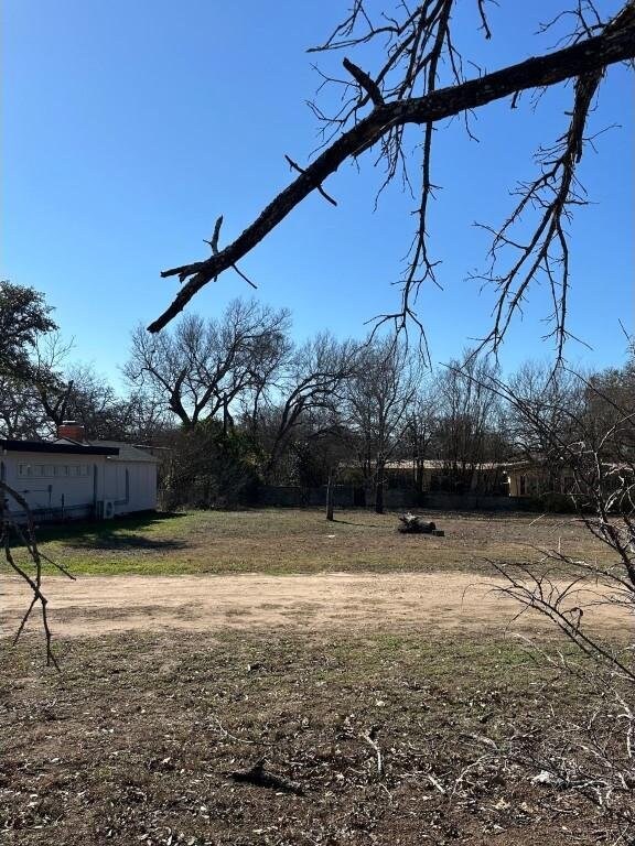 1404 N Water St, Burnet, TX 78611 - photo 6