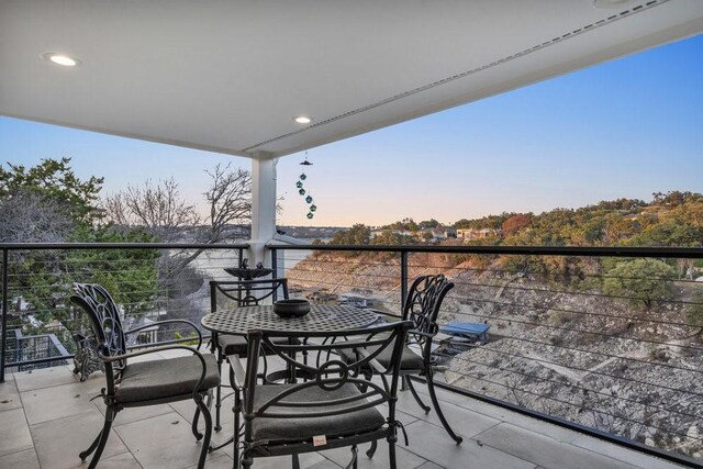 1027 Challenger, Lakeway, TX 78734 - view of balcony