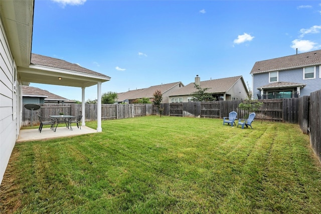 view of yard with a patio