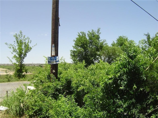 Listing photo 2 for 101 Janzet Rd, Kyle TX 78640