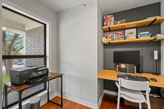 office with hardwood / wood-style floors