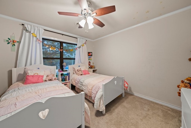 bedroom featuring light carpet, crown molding, and ceiling fan