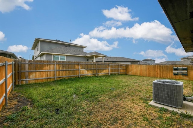 view of yard with cooling unit