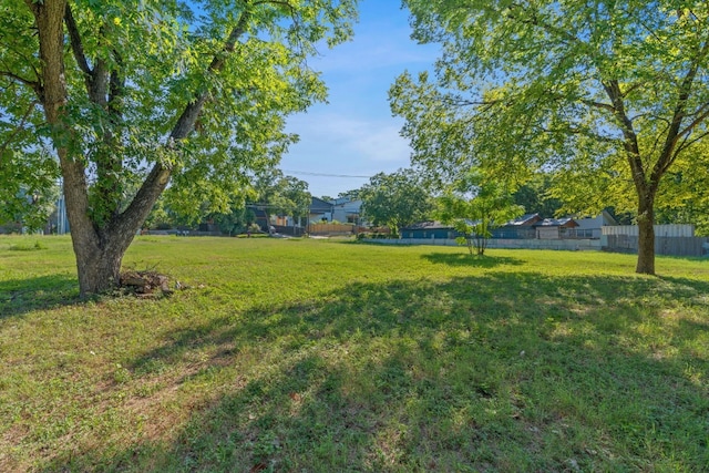 Listing photo 3 for 1101 Springdale Rd, Austin TX 78721