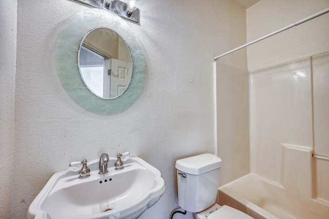 1504 Timber Valley Ln, Granite Shoals, TX 78654 - bathroom featuring  shower combination and a textured wall