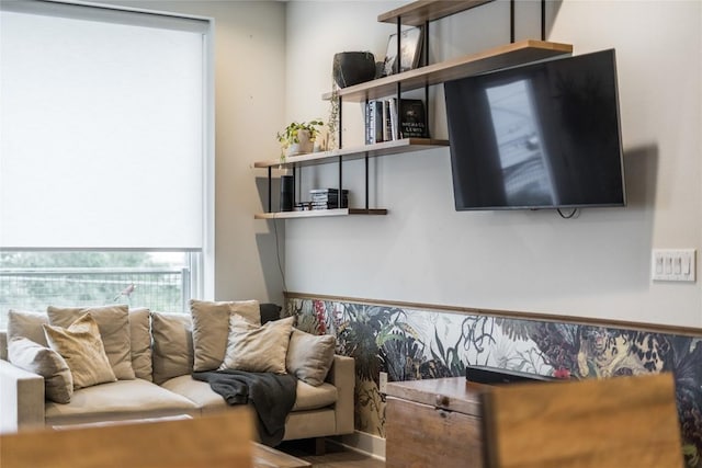 1800 E 4th St Unit 337, Austin, TX 78702 - view of living room