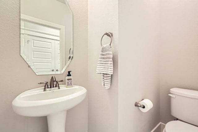 10610 Wills Loop, Austin, TX 78717 - bathroom featuring toilet and a sink