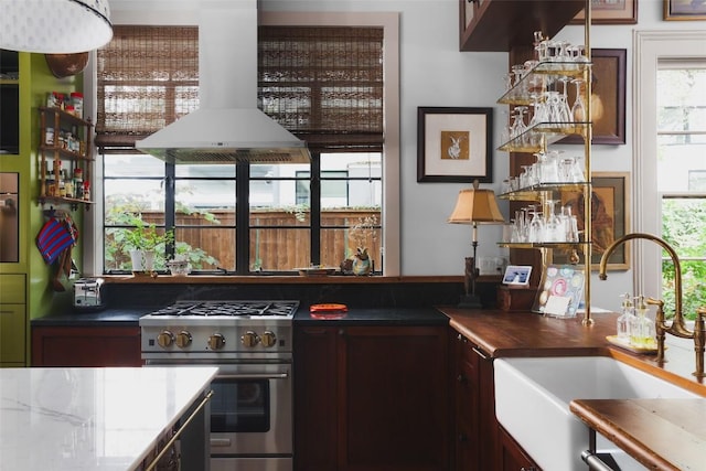 209 E Elizabeth St, Austin, TX 78704 - kitchen featuring appliances with stainless steel finishes and a sink