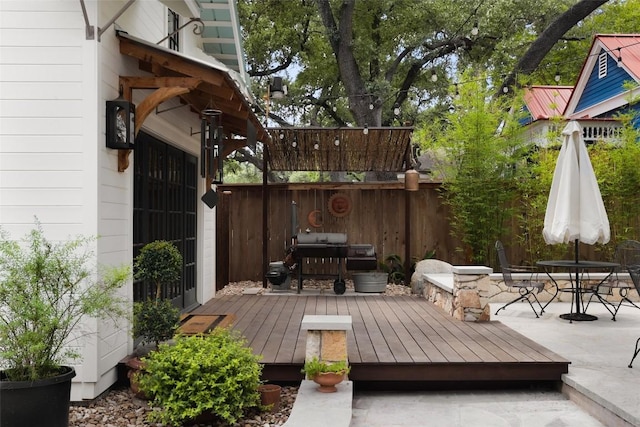 209 E Elizabeth St, Austin, TX 78704 - wooden terrace with a patio and outdoor dining area