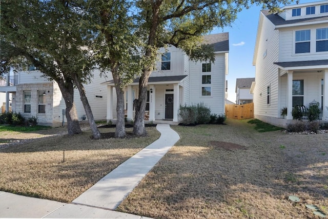 view of front facade with a front yard