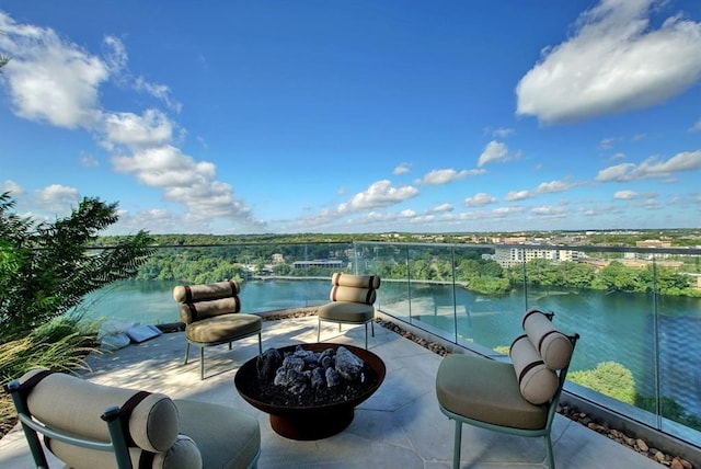 44 E Ave Unit 2310, Austin, TX 78701 - view of patio / terrace featuring a water view and a balcony