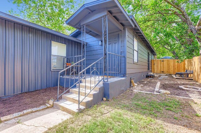 1428 Webberville Rd, Austin, TX 78721 - photo 5
