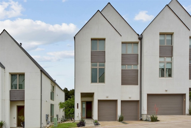 2510 Sutherland St, Austin, TX 78746 - photo 1