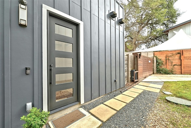 view of entrance to property