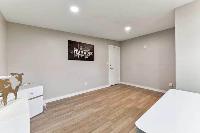 906 E 43rd St, Austin, TX 78751 - foyer entrance with recessed lighting and light wood-type flooring