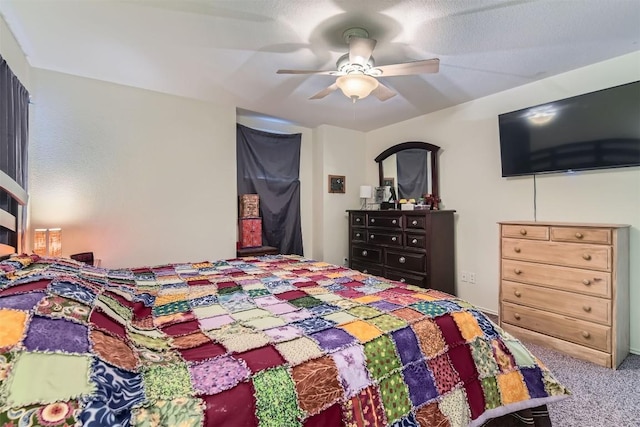 12828 Starbrimson Trl, Elgin, TX 78621 - carpeted bedroom with ceiling fan