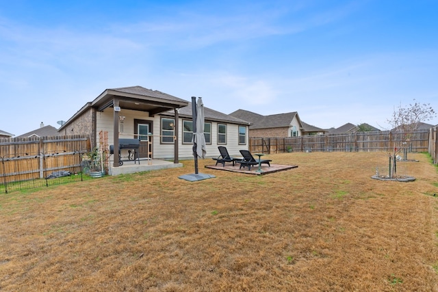 7716 Arezzo Dr, Round Rock, TX 78665 - back of property featuring a patio and a fenced backyard