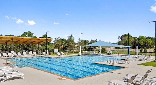 2501 Bear Juice Vw, Leander, TX 78641 - community pool with a patio