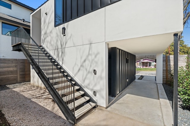 2903 E 14th St Unit 1, Austin, TX 78702 - doorway to property with stucco siding