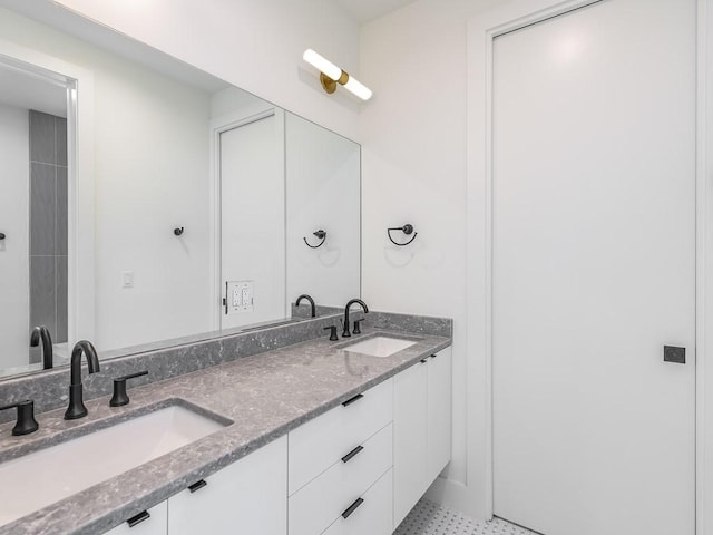 2903 E 14th St Unit 1, Austin, TX 78702 - full bath featuring double vanity