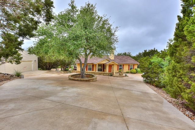 view of front of home featuring a garage