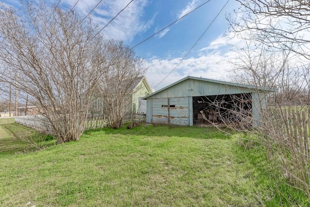 308 N Broad St, Coupland, TX 78615 - photo 37