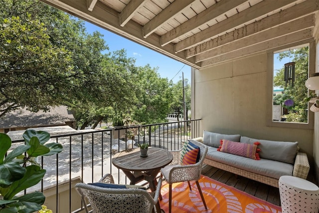 balcony featuring an outdoor living space