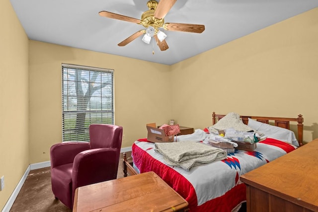 bedroom with ceiling fan