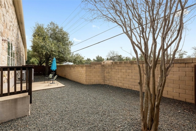 11000 Anderson Mill Rd Unit 100, Austin, TX 78750 - fenced backyard featuring a patio