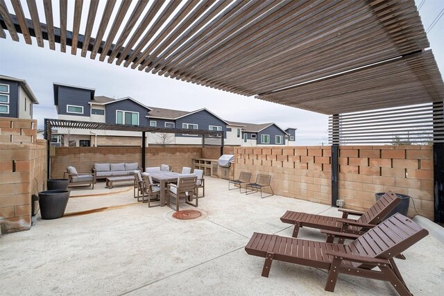 2050 Lohmans Spur Rd Unit 102, Lakeway, TX 78734 - fenced backyard featuring outdoor lounge area, a patio area, and outdoor dining space