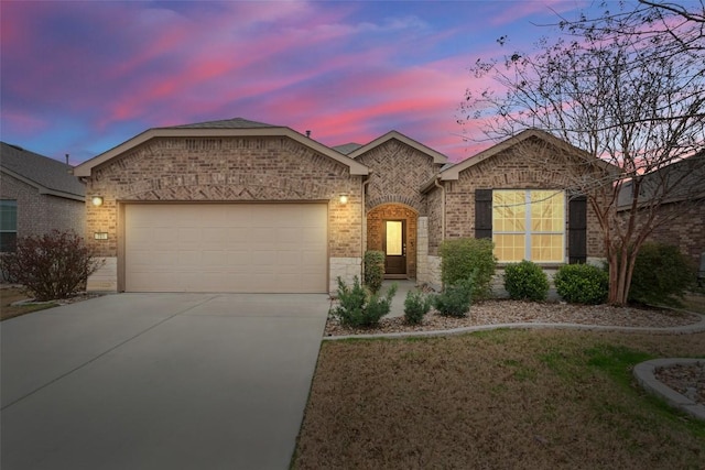 view of front of home featuring a garage