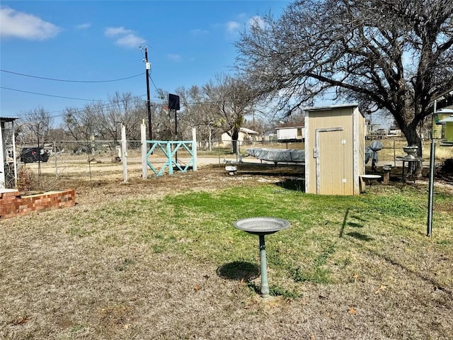 302 E Castlewood Dr, Granite Shoals, TX 78654 - view of yard featuring a storage shed