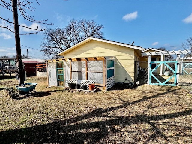302 E Castlewood Dr, Granite Shoals, TX 78654 - view of rear view of property