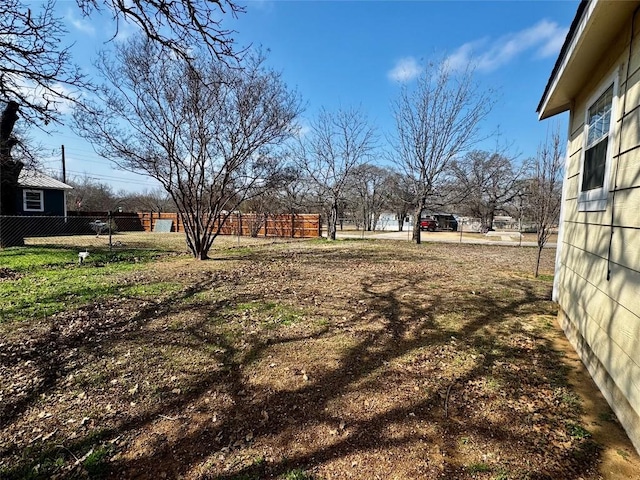 302 E Castlewood Dr, Granite Shoals, TX 78654 - view of yard
