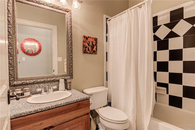465 Hannah Dr, Dripping Springs, TX 78620 - bathroom featuring vanity and shower / bath combo