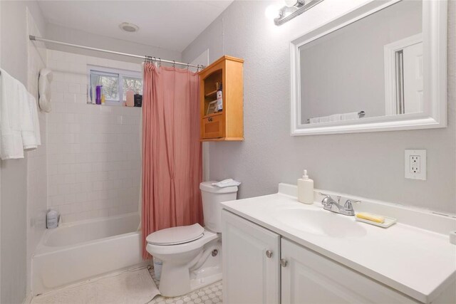 1406 Webberville Rd, Austin, TX 78721 - full bathroom with vanity, shower / tub combo with curtain, and tile patterned floors