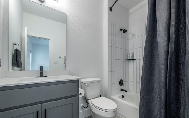 5408 Destination Way, Jonestown, TX 78645 - full bathroom featuring vanity and shower / tub combo