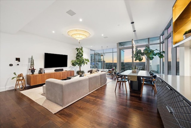 501 W Ave Unit 2904, Austin, TX 78701 - living room featuring wood-type flooring, expansive windows, and recessed lighting