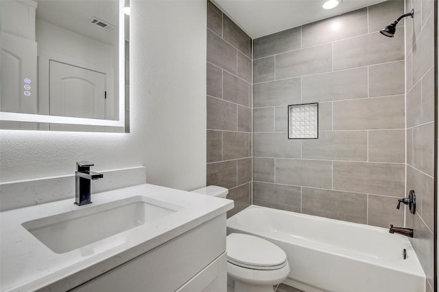 1402 Valleyridge Cir, Austin, TX 78704 - full bath with vanity, bathtub / shower combination, and recessed lighting