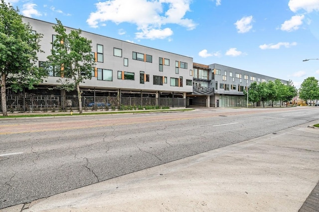2002 E 7th St Unit 204, Austin, TX 78702 - view of building exterior with fence