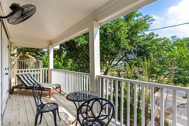 1508 E 11th St, Austin, TX 78702 - view of wooden deck